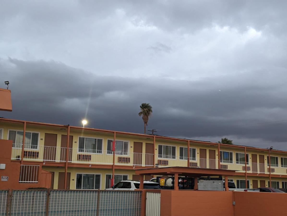 Best Motel Barstow Bagian luar foto