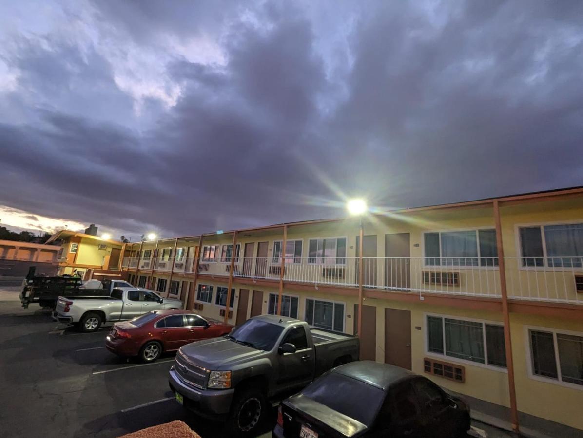 Best Motel Barstow Bagian luar foto